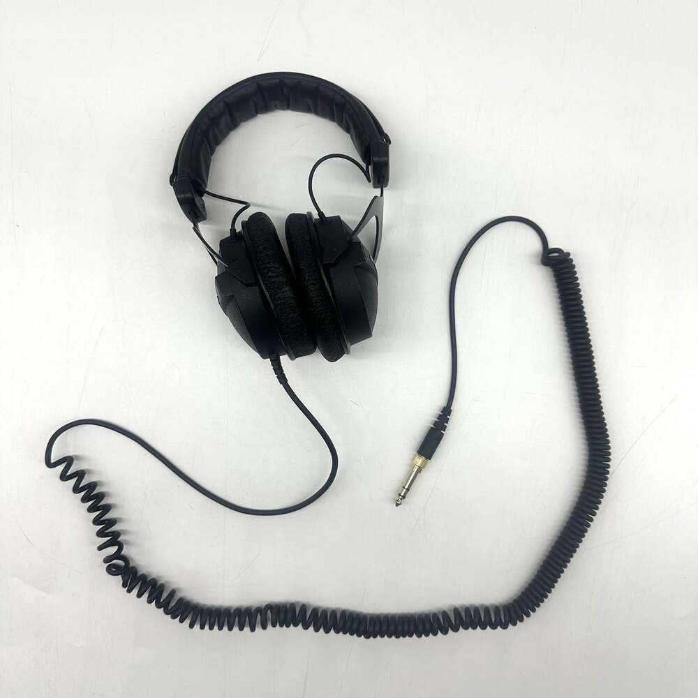 Beyerdynamic DT 770 PRO 250 Ohm Over-Ear Studio Headphones Black - TESTED!